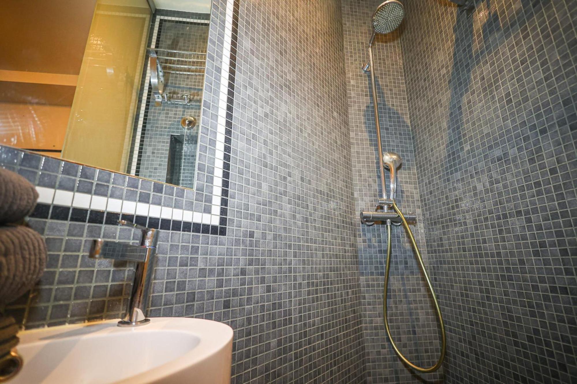 Elegant Appartement Climatise De 65 M2 Avec 2 Ch Paryż Zewnętrze zdjęcie